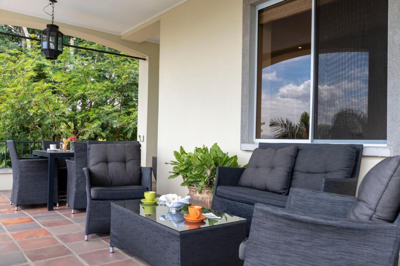 Hotel Boutique Villa Toscana Atenas Esterno foto