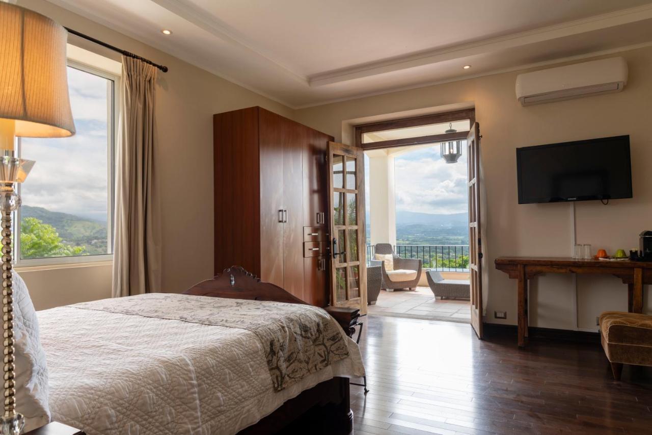 Hotel Boutique Villa Toscana Atenas Esterno foto