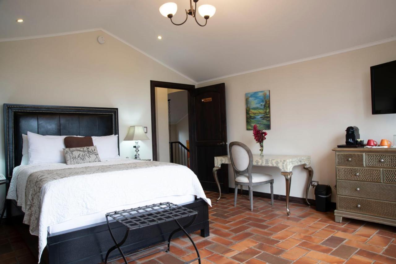 Hotel Boutique Villa Toscana Atenas Esterno foto